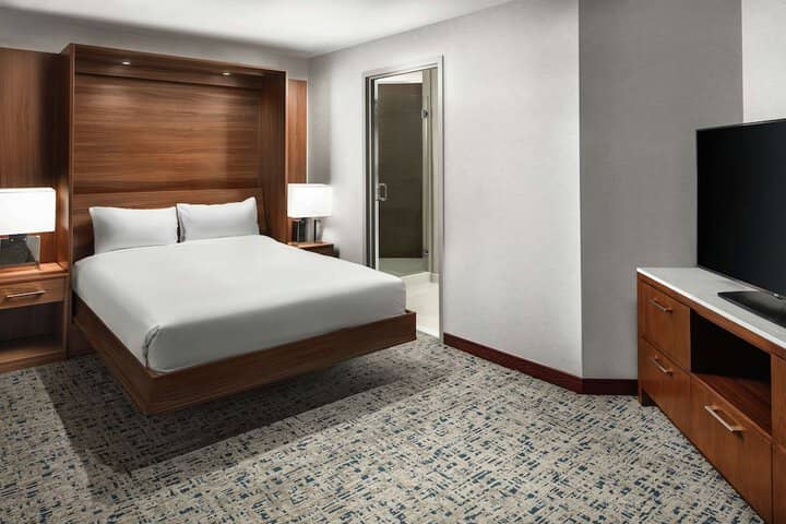 Room 21 of 67